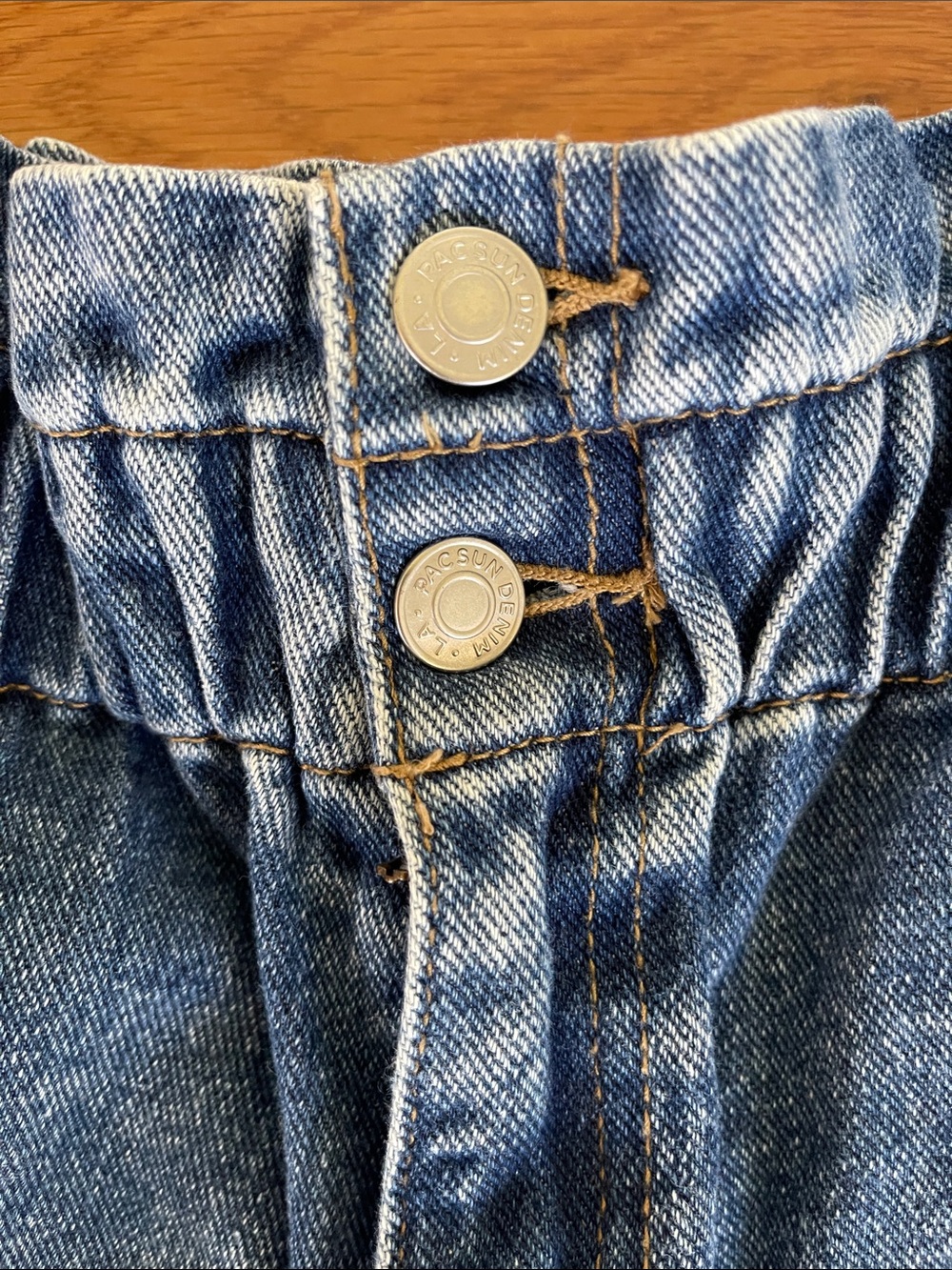 PacSun High-Waist Paperbag Denim Mom Shorts - Washed Blue - Picture 2 of 5